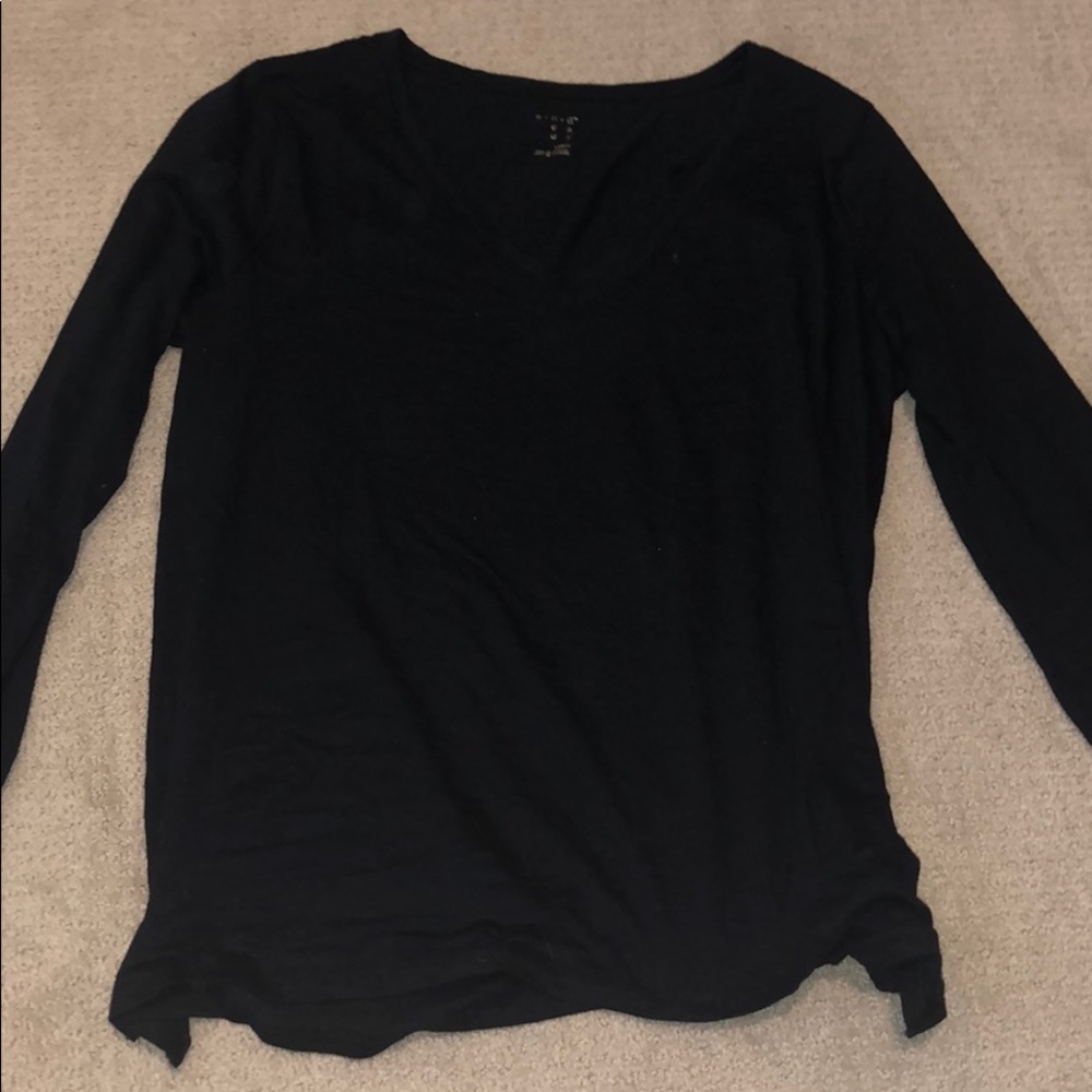 long sleeve black shirt